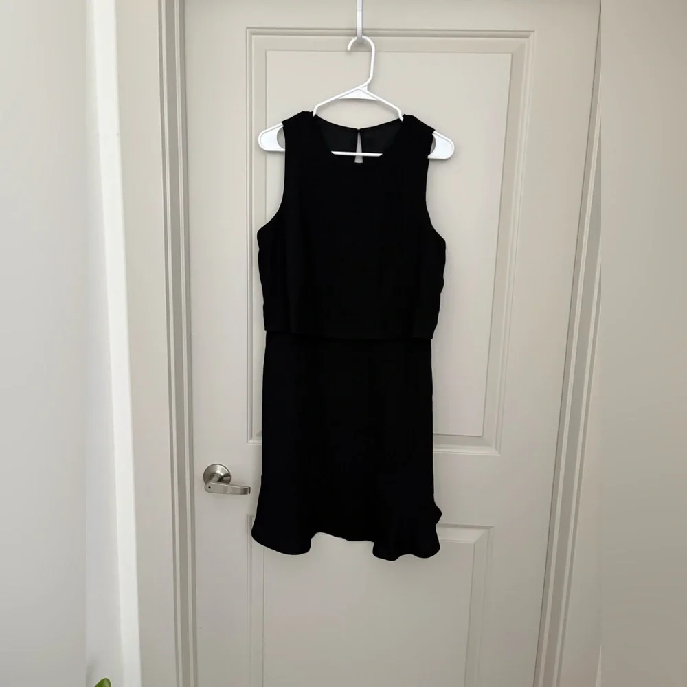 Banana Republic black layered sheath dress size 10 NWT - Picture 4 of 5